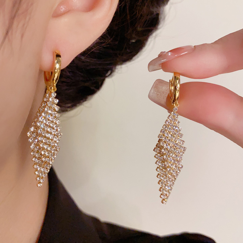 铜合金合成锆石耳饰 时尚轻奢A42满钻双菱形耳扣精致百搭超闪耳坠