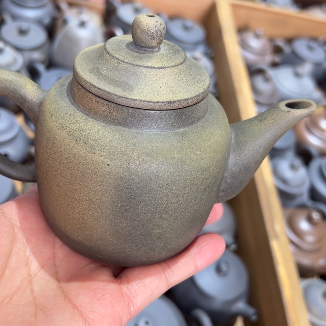 贵台龙窑柴烧茶壶A62