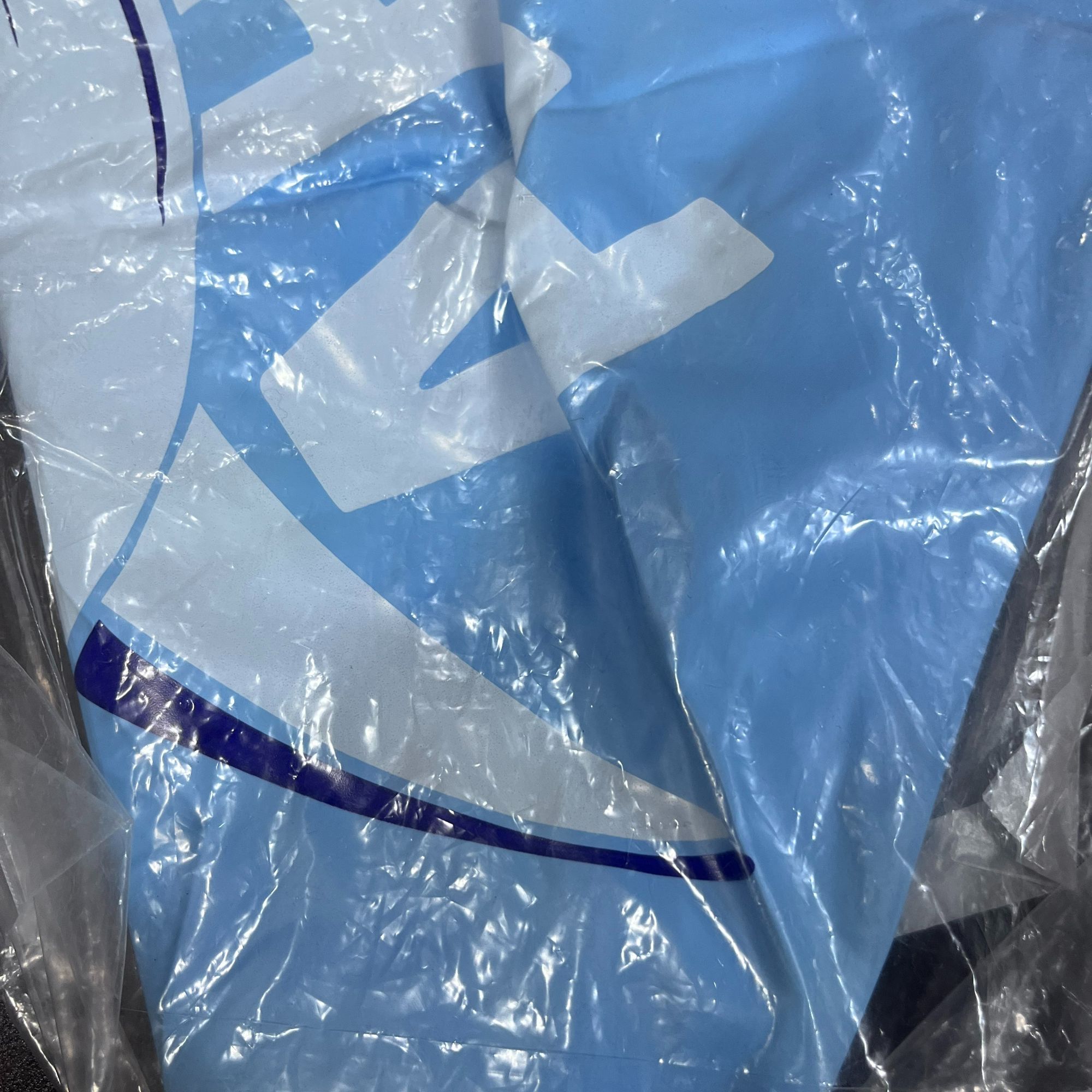 2372  游泳圈 泳圈