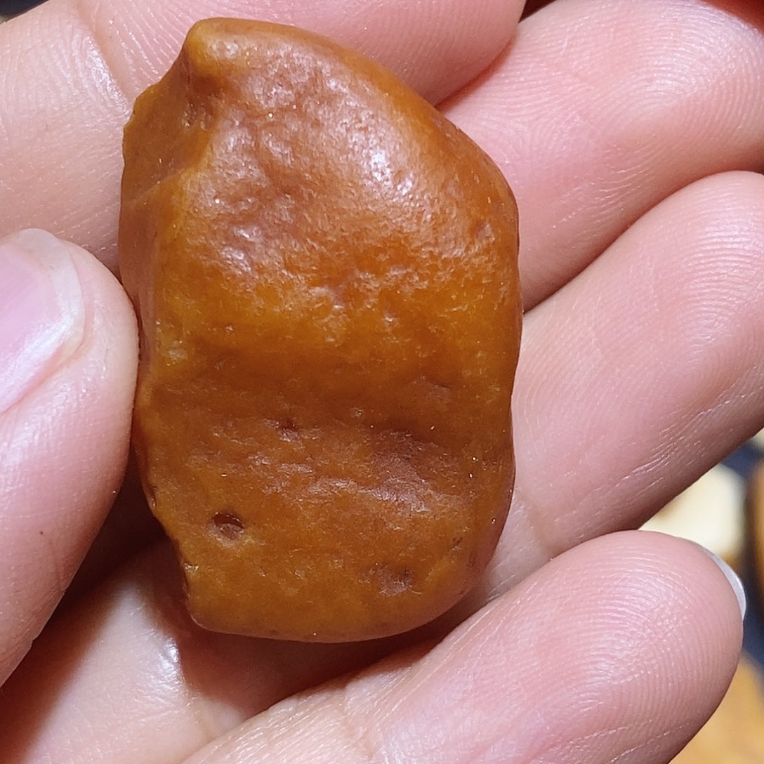 定制琥珀蜜蜡原石