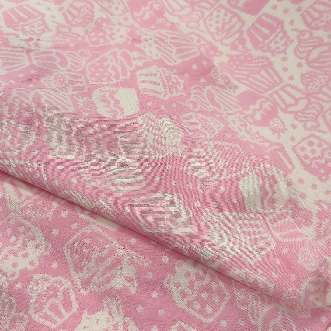 棉梨花专拍1米粉蛋糕