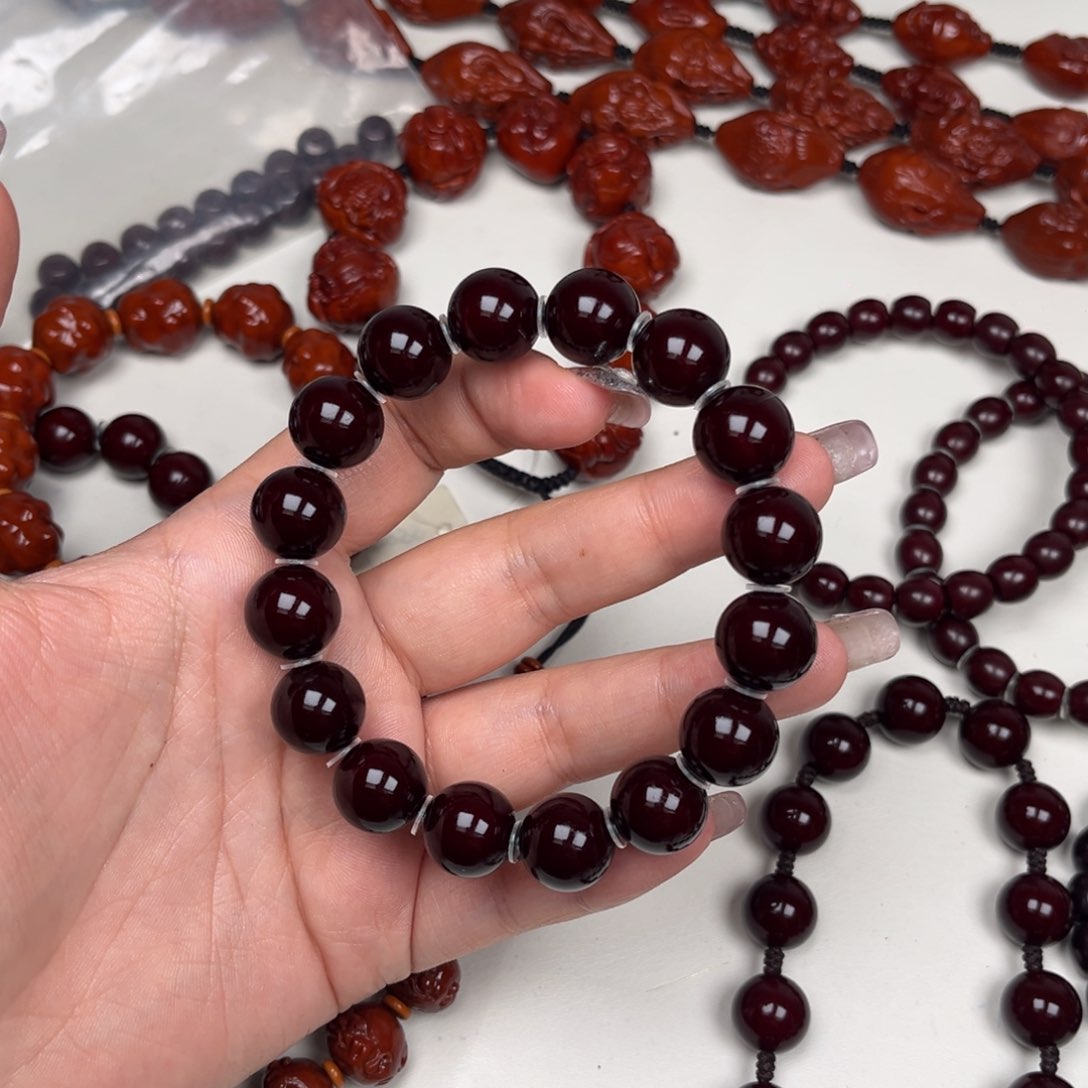 核桃手串/手链满****红圆珠