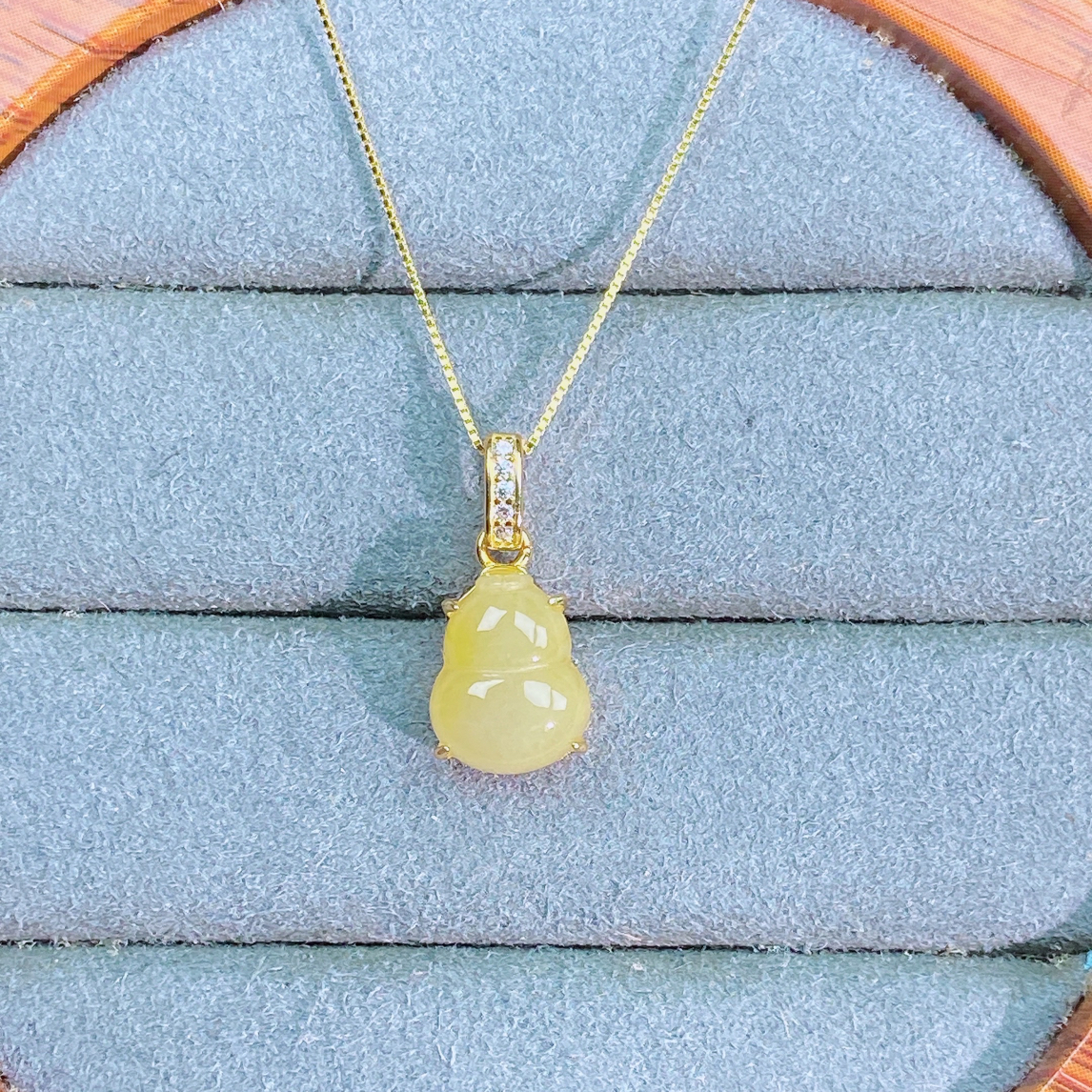 天然翡翠A货葫芦温柔简约设计款吊坠通体S925银镶嵌10.4*8.3*3.6