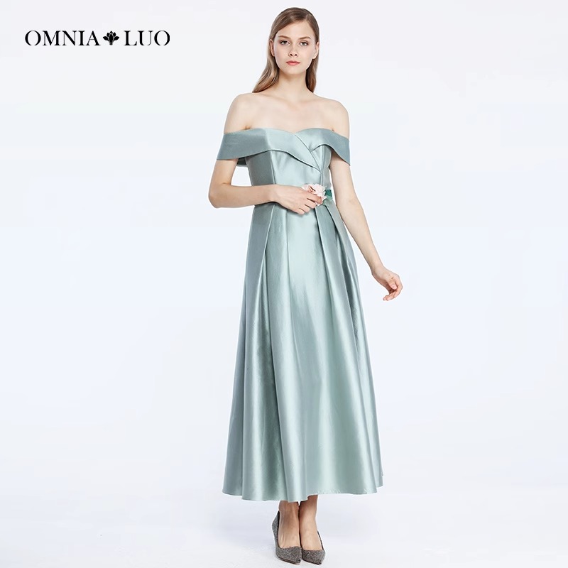 欧柏兰奴商场同款春秋新款时尚纯色露肩桑蚕丝收腰显瘦礼服连衣裙