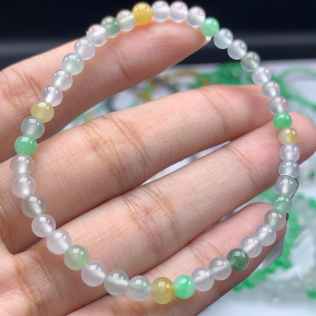 翡翠手链未镶嵌卡