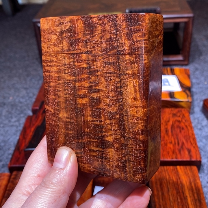 *****染料紫檀（血檀）粗烟盒