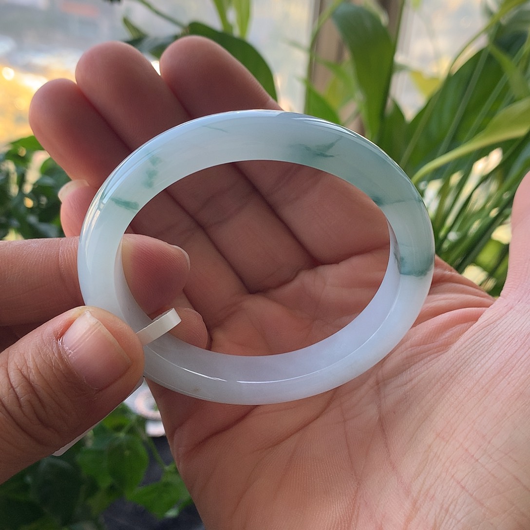 翡翠未镶嵌手镯2号