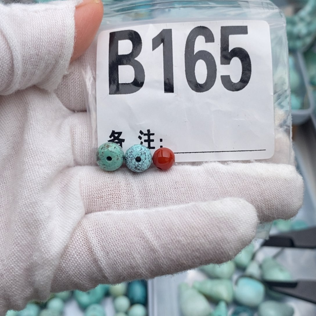 未镶嵌卡7老型一对南红玛瑙