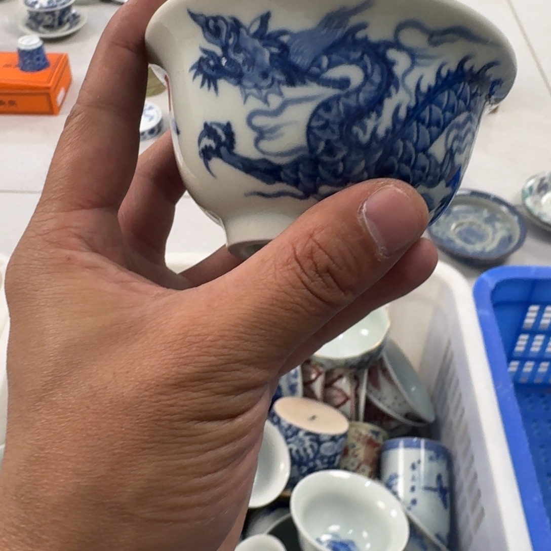 摆件陶青花铠甲龙主人压手杯