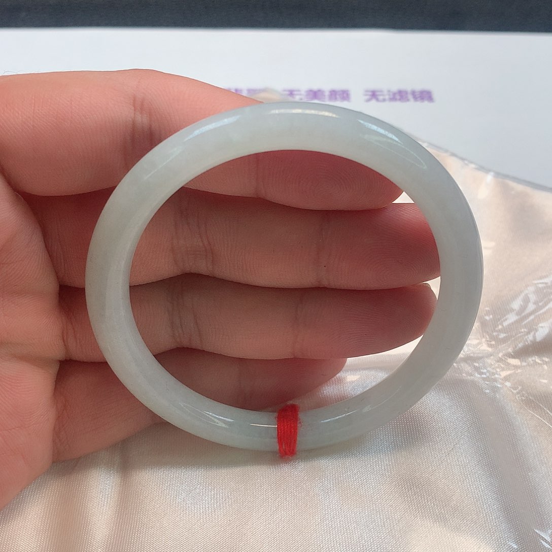 翡翠手镯（圆镯）未镶嵌266号