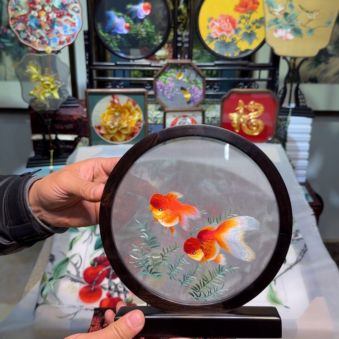 刺绣刺绣工艺精湛