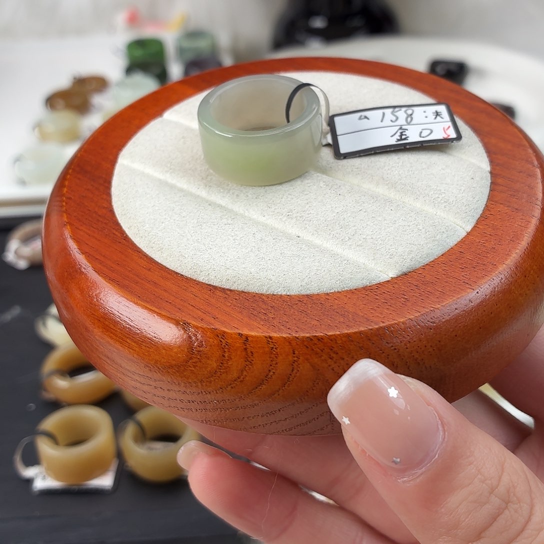 和田玉未镶嵌戒指Q99半晴半紫圆切内径18.1