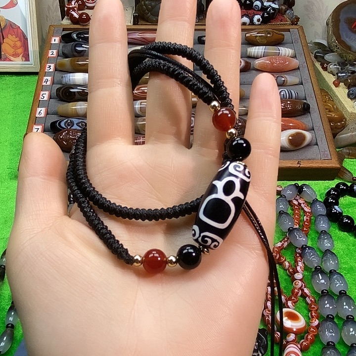 玛瑙/玉髓未镶嵌颈饰