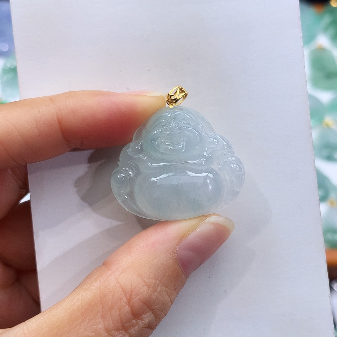 翡翠18K金镶嵌颈饰翡翠吊坠