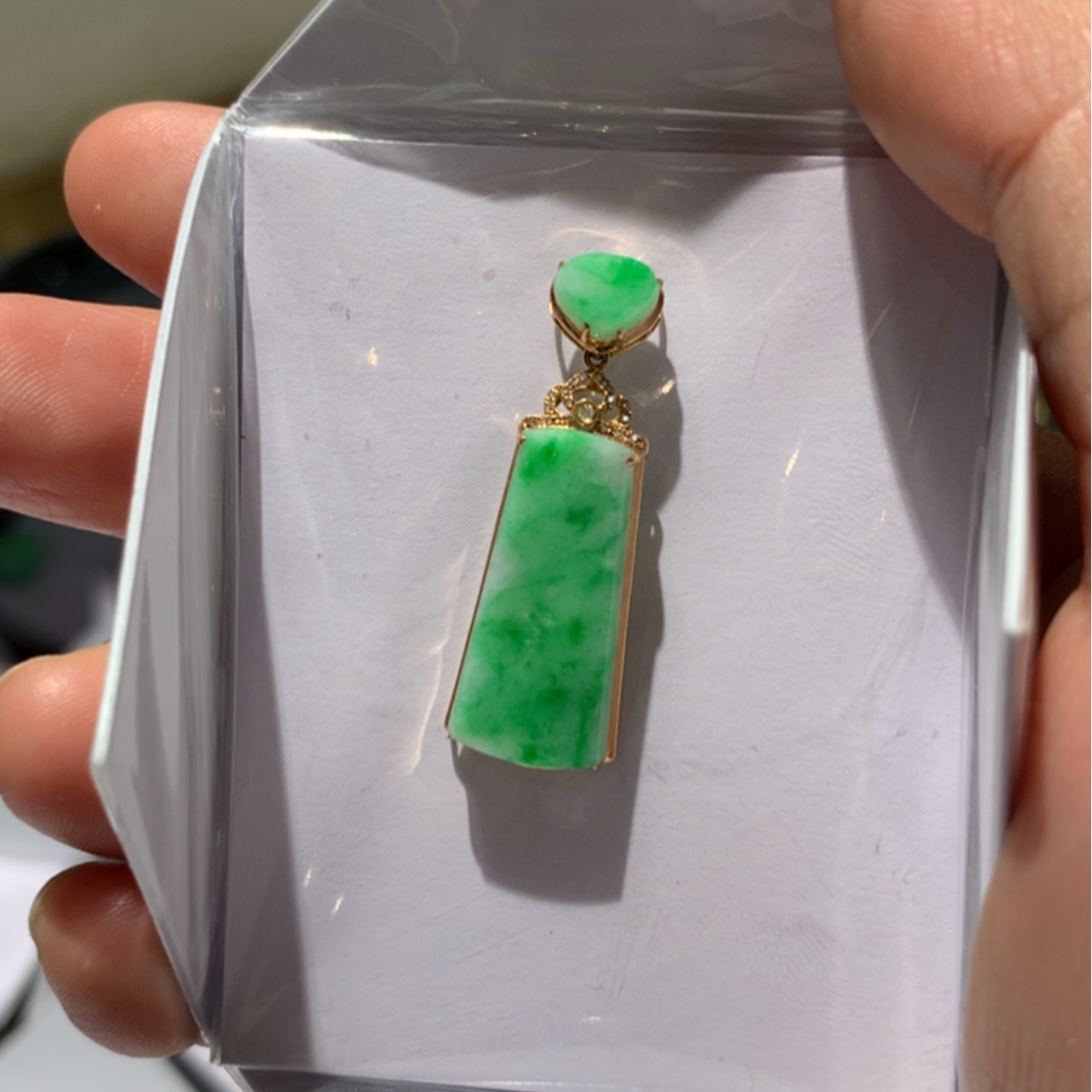 【闪购商品】翡翠颈饰18K金镶嵌翡翠首饰