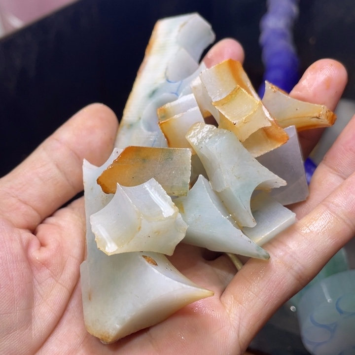 糊***涂定制翡翠未镶嵌边角料