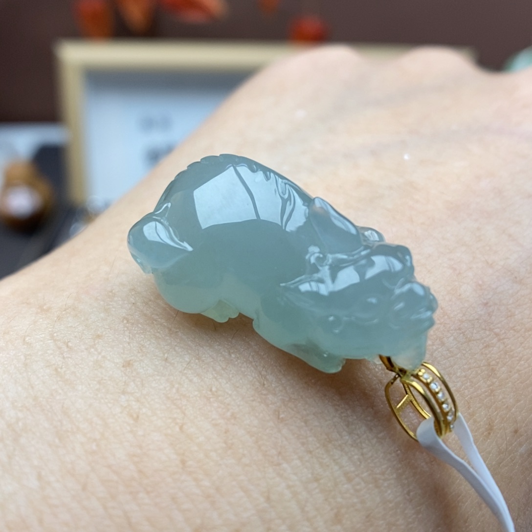 【闪购商品】颈饰18K金镶嵌翡翠29