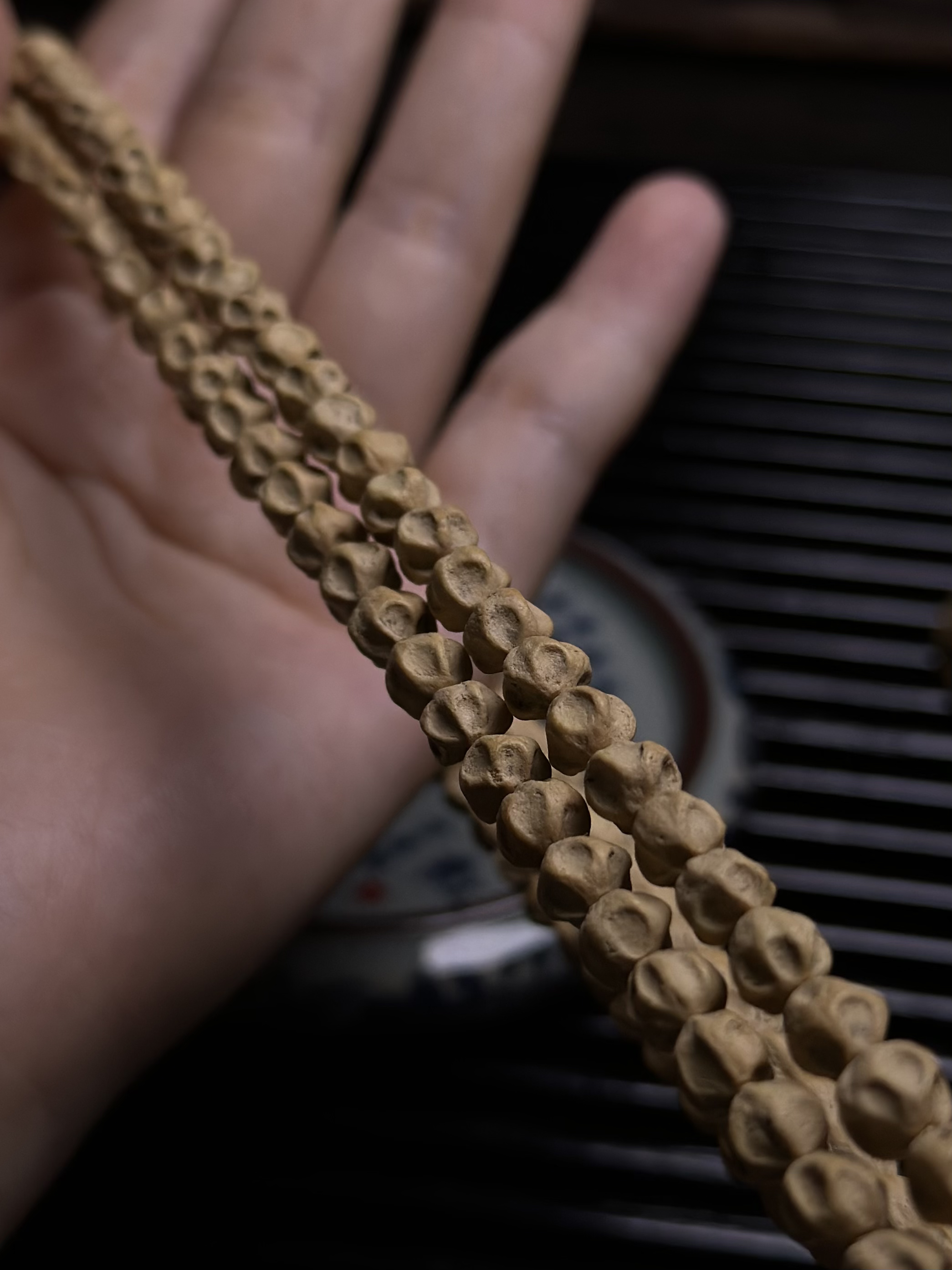 热振百香籽手串原桩精品深坑龙脊满鬼粉皮108长串文玩