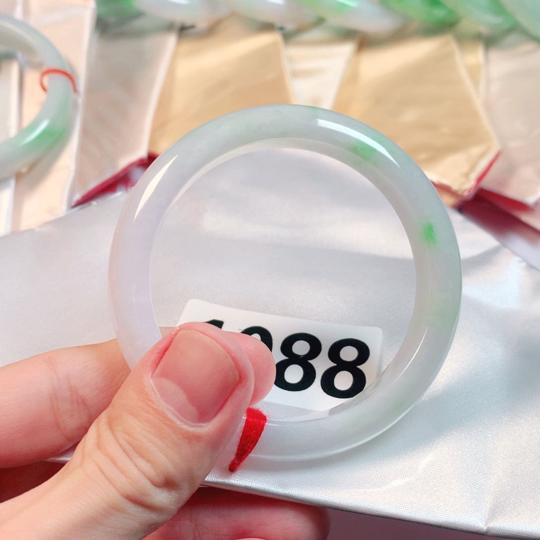 翡翠手镯未镶嵌翡翠手镯1088