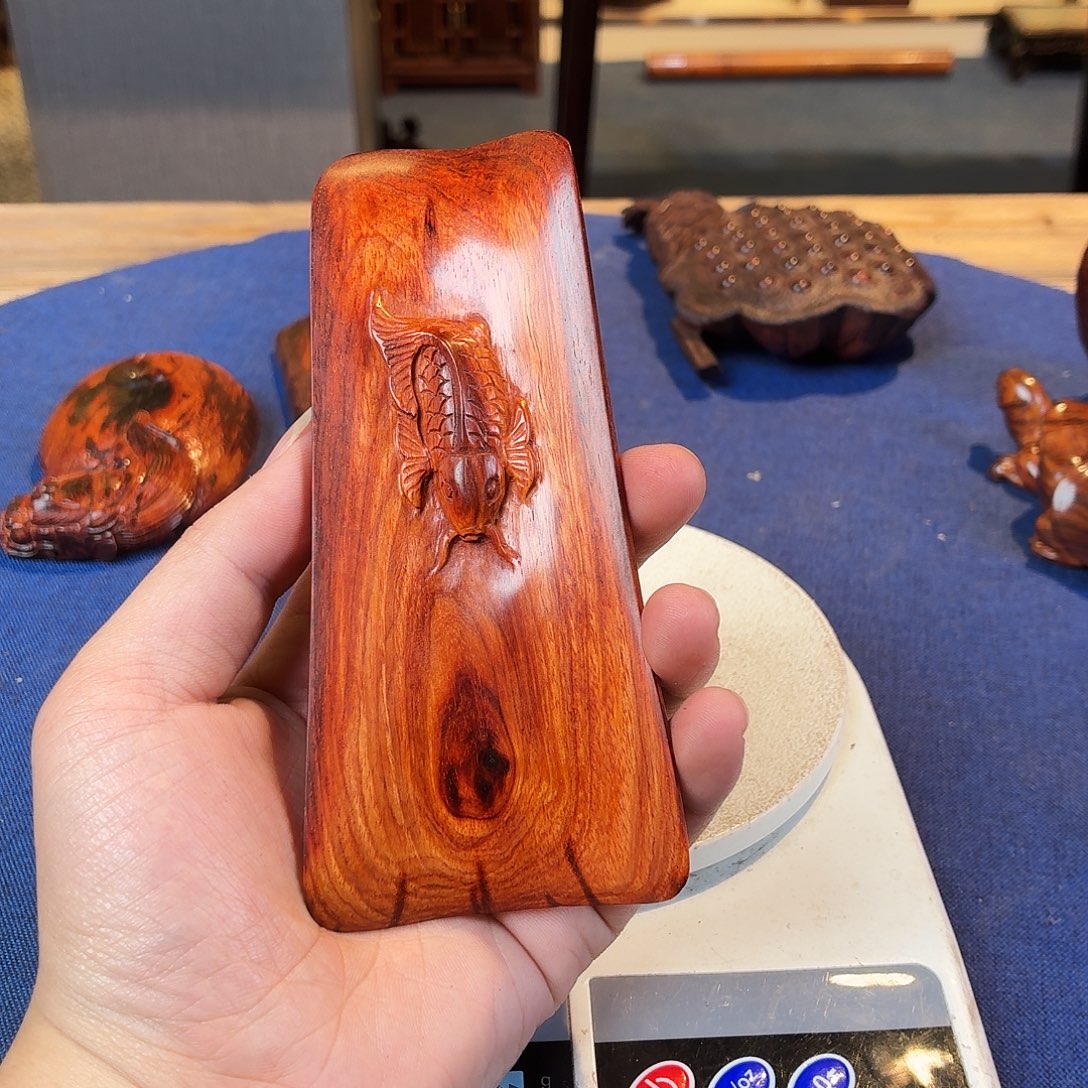 用***7紫檀木类端景台收藏