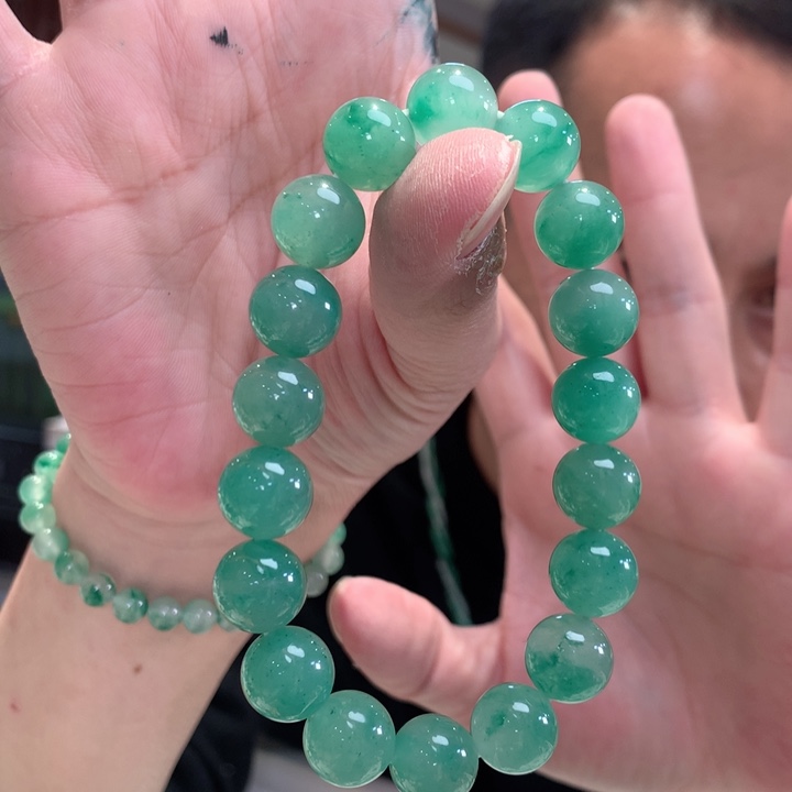 石英质玉未镶嵌手链卡12