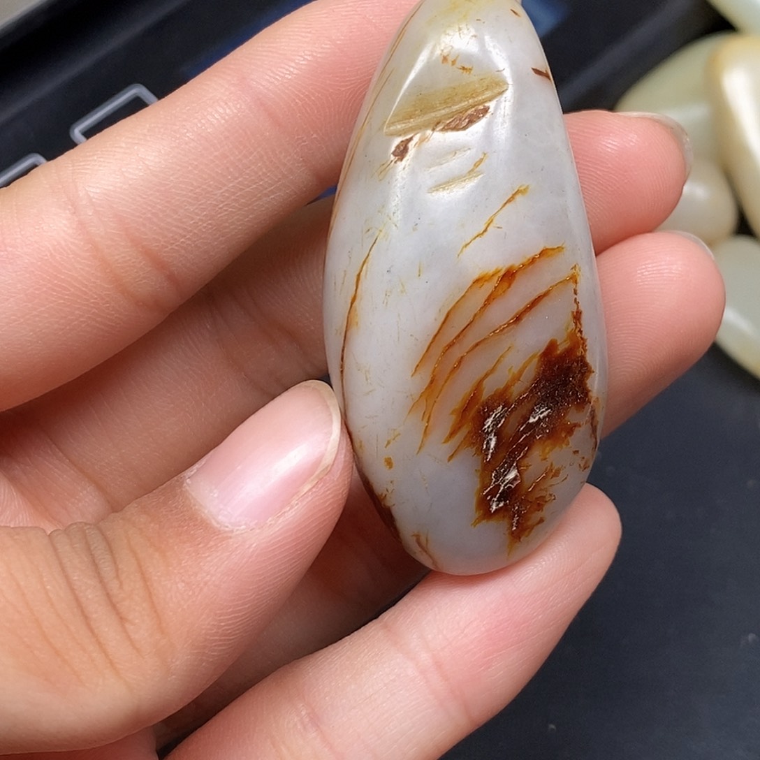 和田玉（糖玉）未镶嵌挂件