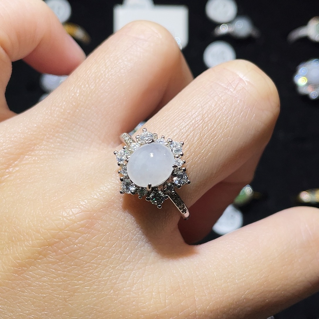 翡翠未镶嵌戒指戒指