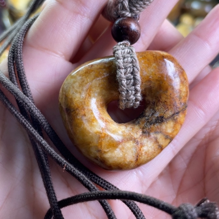 觀***️岫岩河磨玉（透闪石质玉）未镶嵌挂件