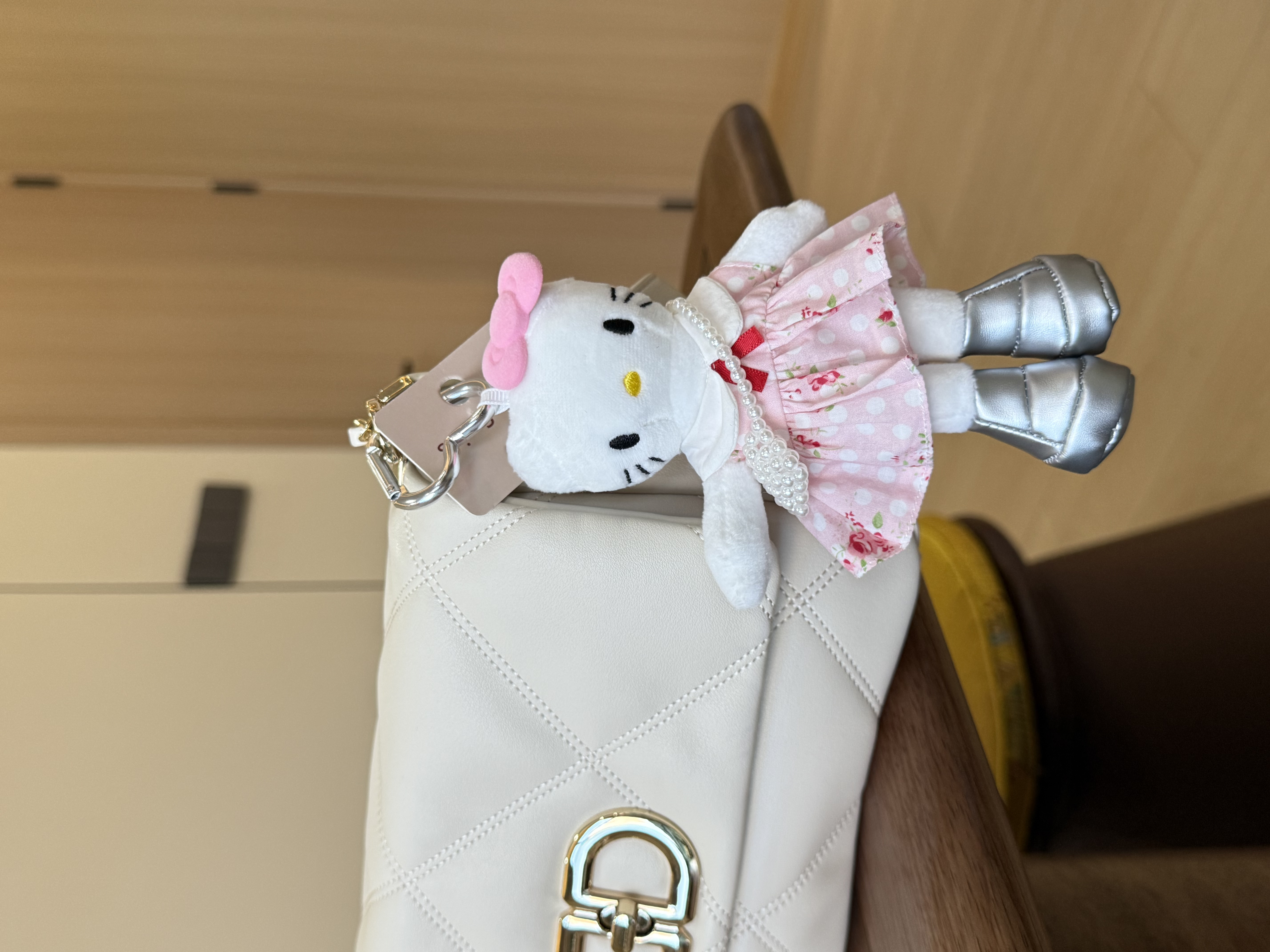 小香风Hellokitty包包挂件可爱毛绒公仔