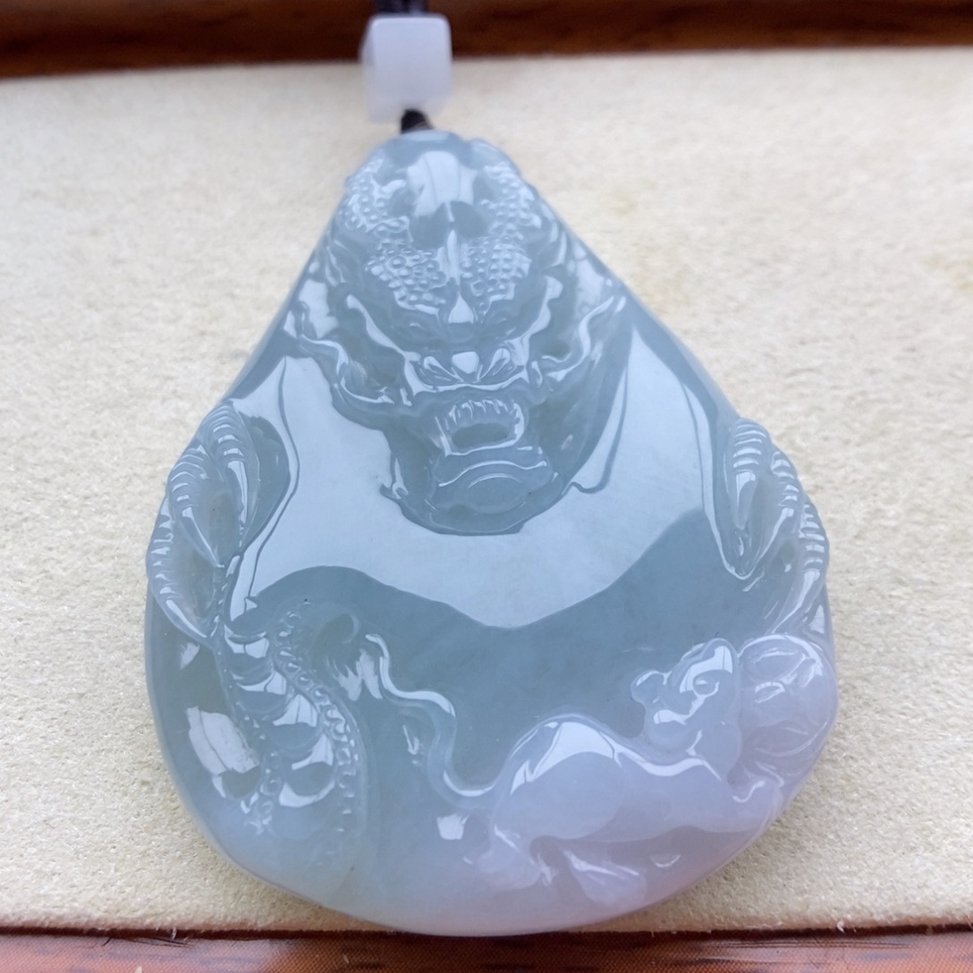 翡翠未镶嵌颈饰吊坠33