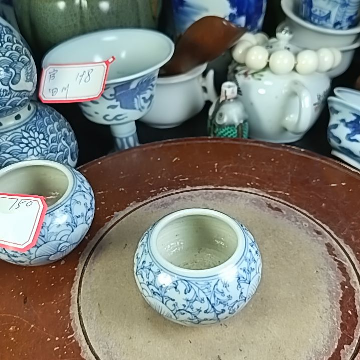 罐设*师全手工制作的瓷器