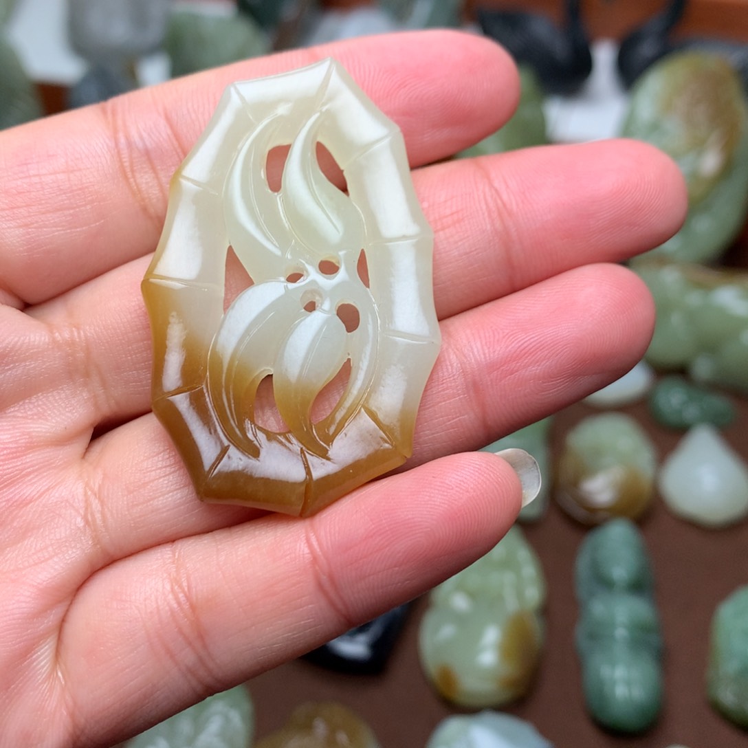 和田玉挂件未镶嵌