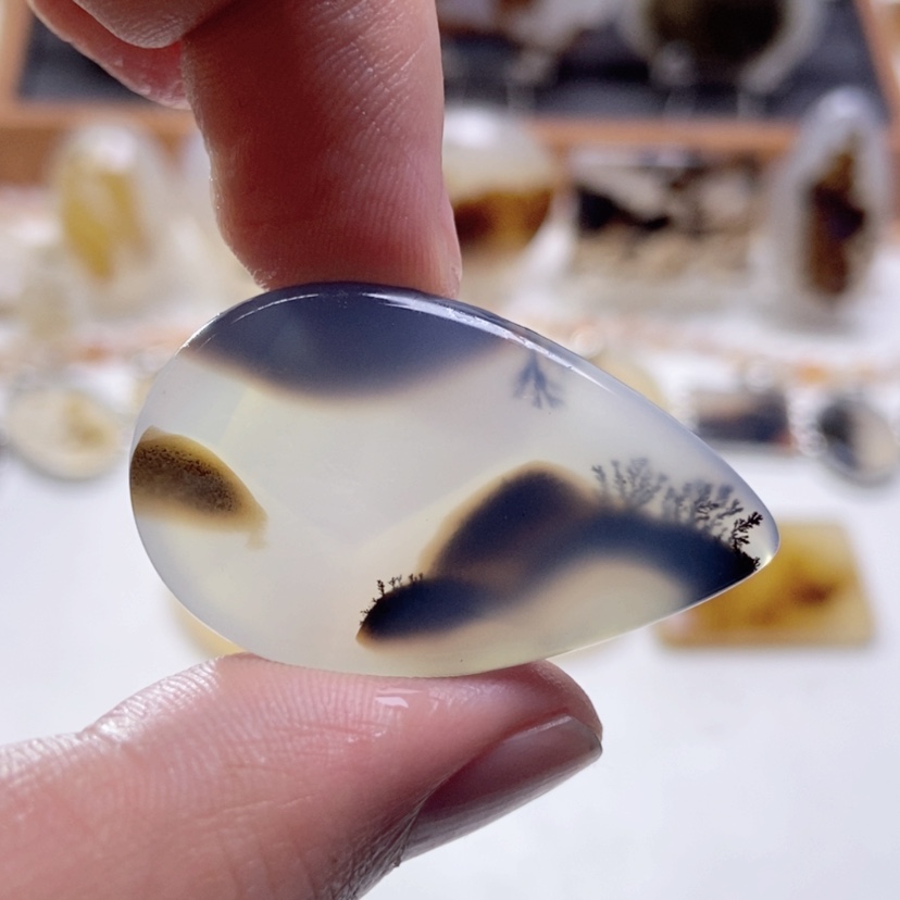 【闪购商品】玛瑙/玉髓颈饰未镶嵌