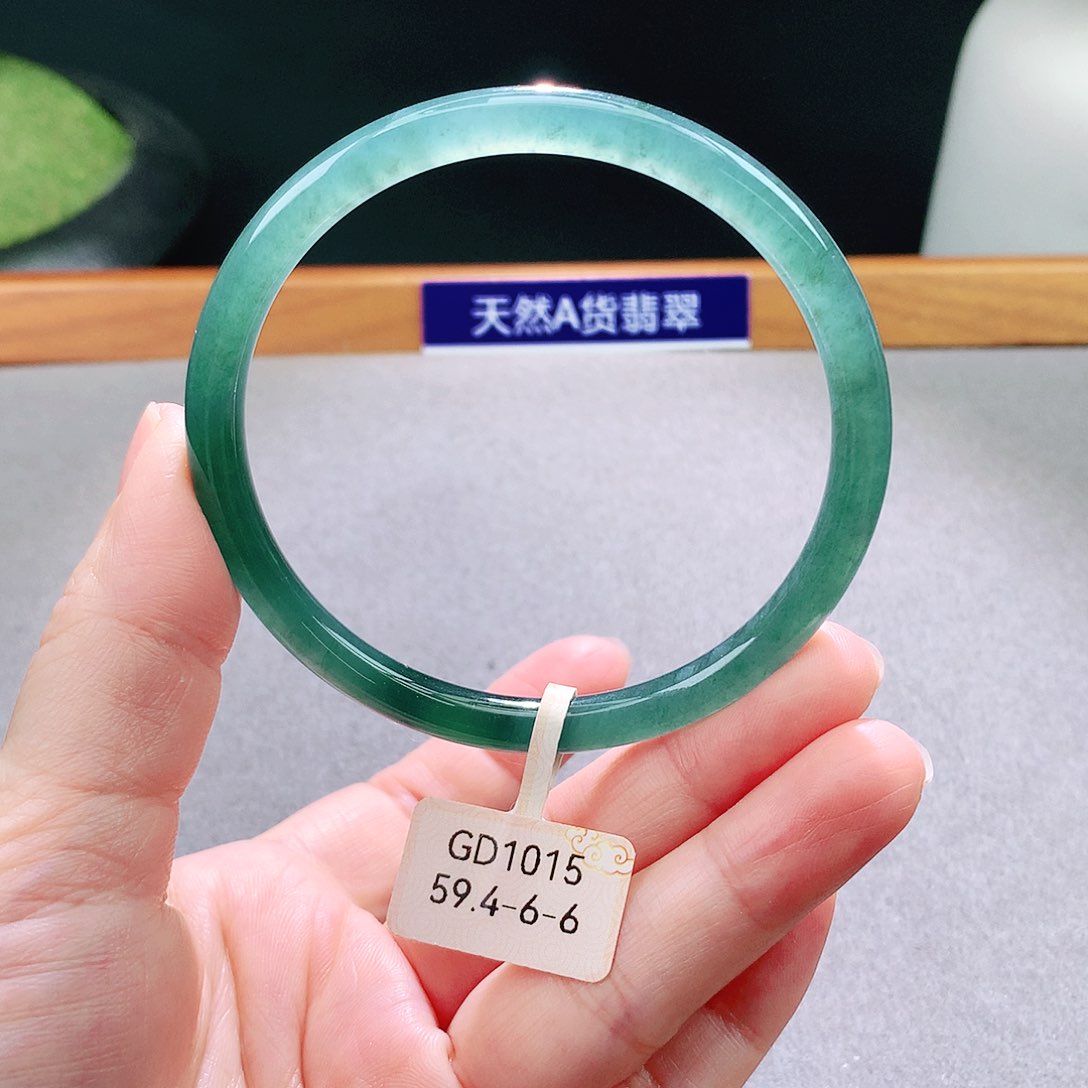 未镶嵌手镯翡翠天然翡翠手镯a货