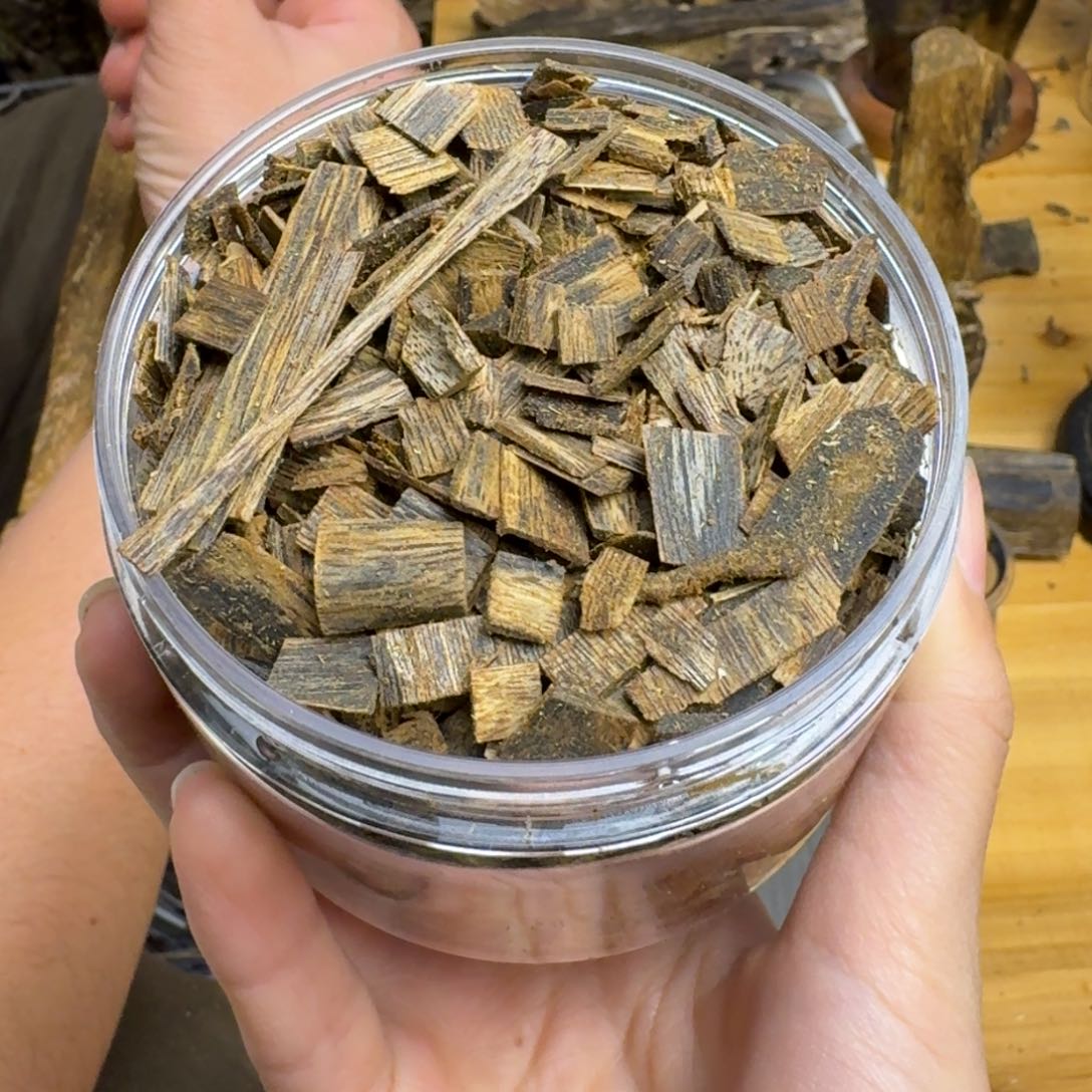 沉香沉香碎屑张勺子碎粒100克➕多样性发货