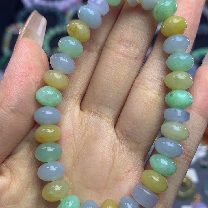 翡翠手链未镶嵌翡翠