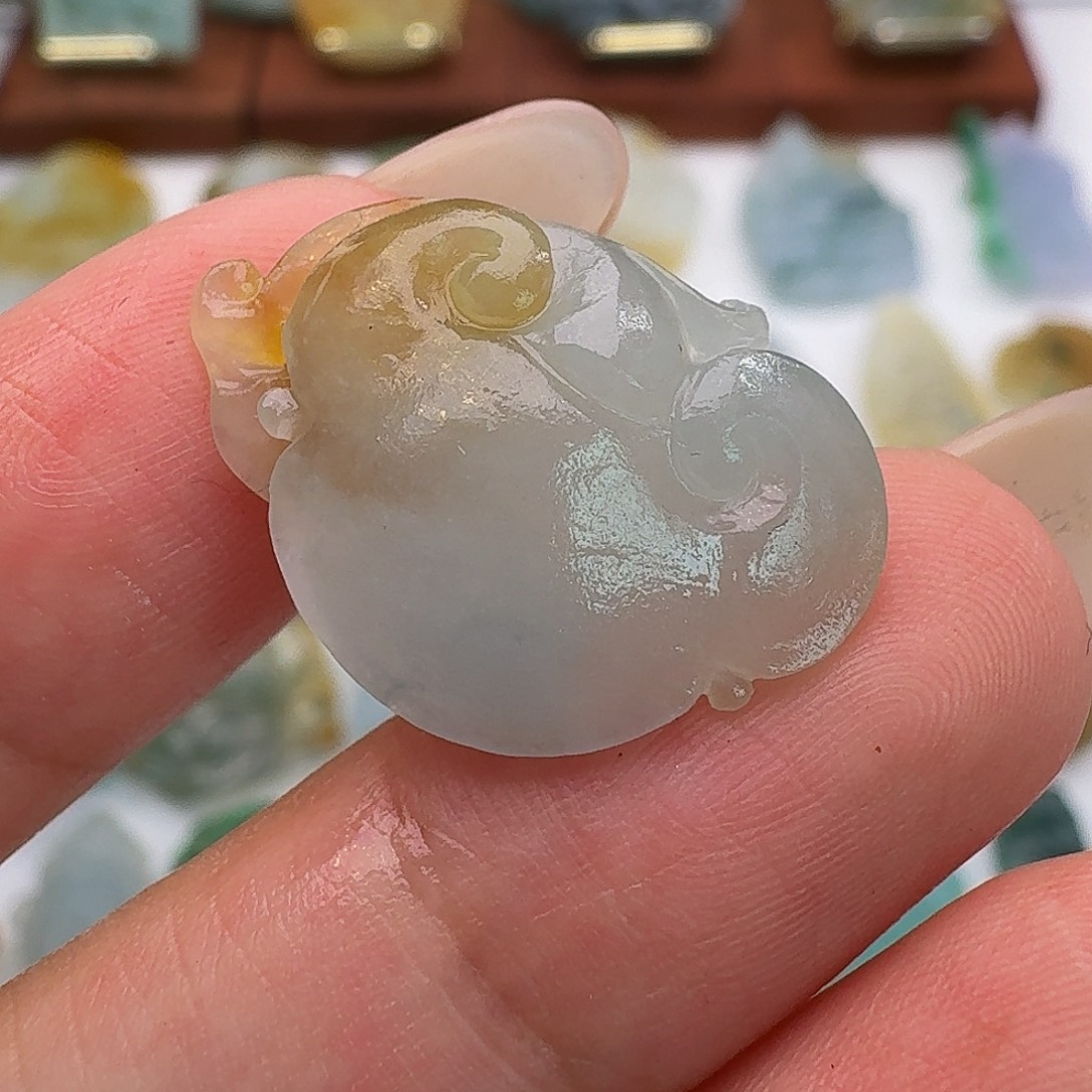 定制翡翠未镶嵌毛货