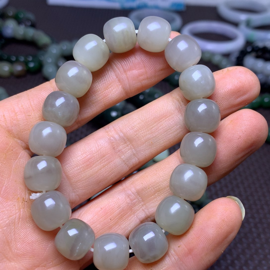 未镶嵌手串和田玉