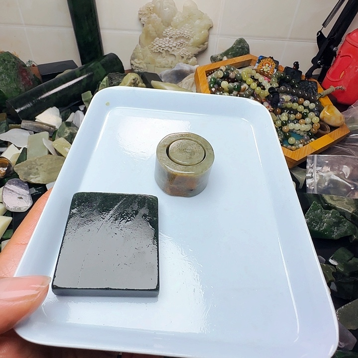 火***狐和田玉（糖玉）未镶嵌珠宝半成品