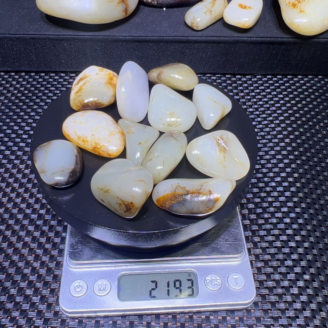 和田玉（子料）未镶嵌吊坠(不含链)219克