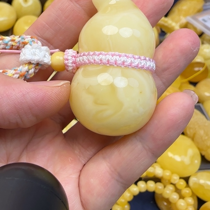 未镶嵌颈饰蜜蜡天然蜜蜡