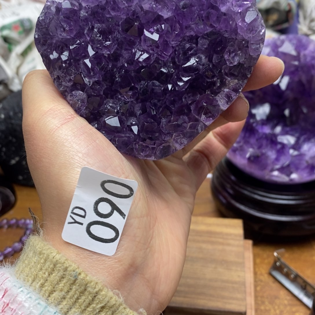 水晶大型摆件（非配饰）未镶嵌