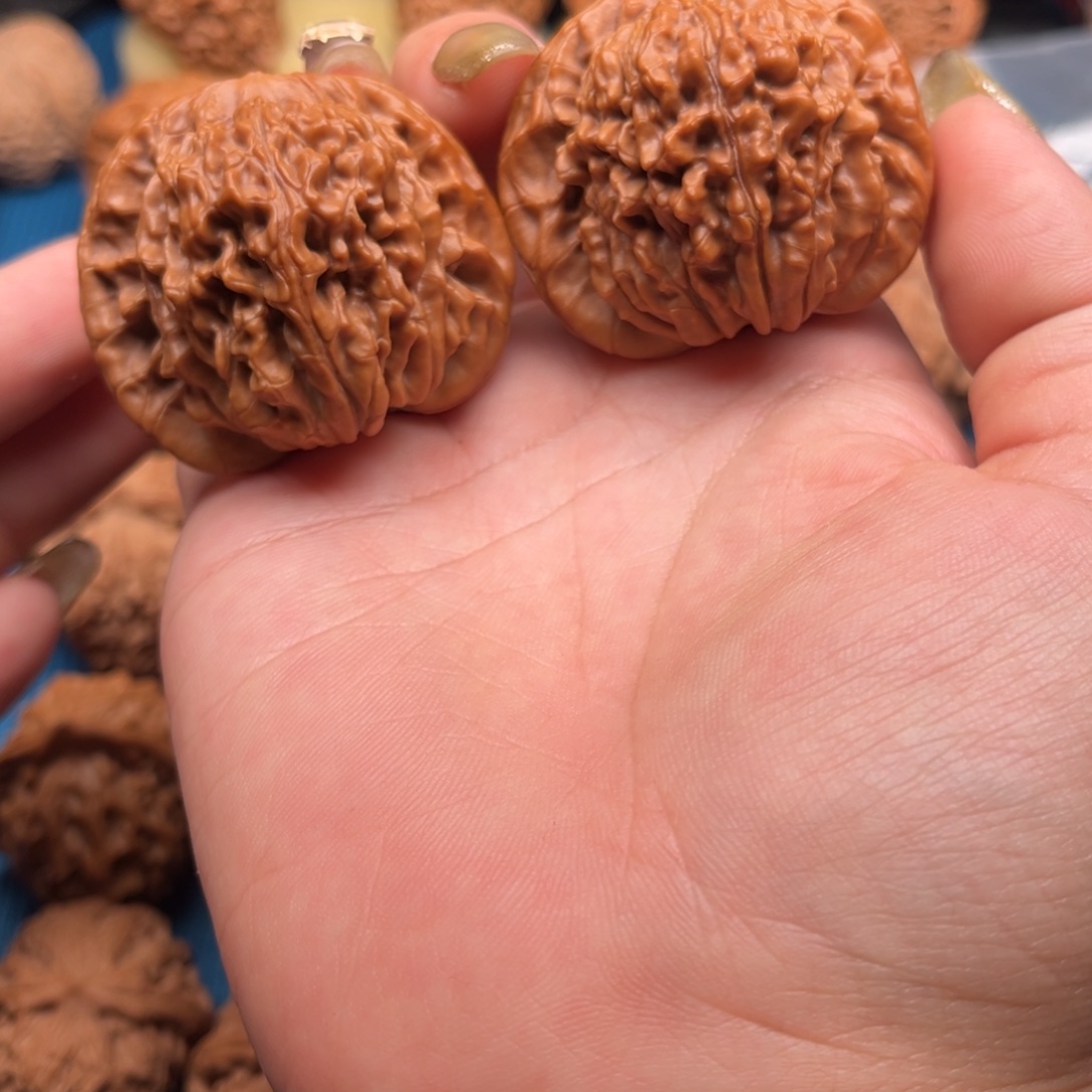 玖***桃桃核吊坠45四座楼文玩核桃