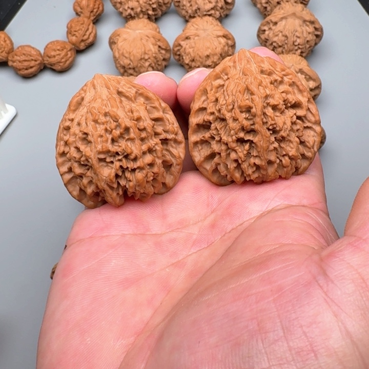 文玩核桃把件满天星45