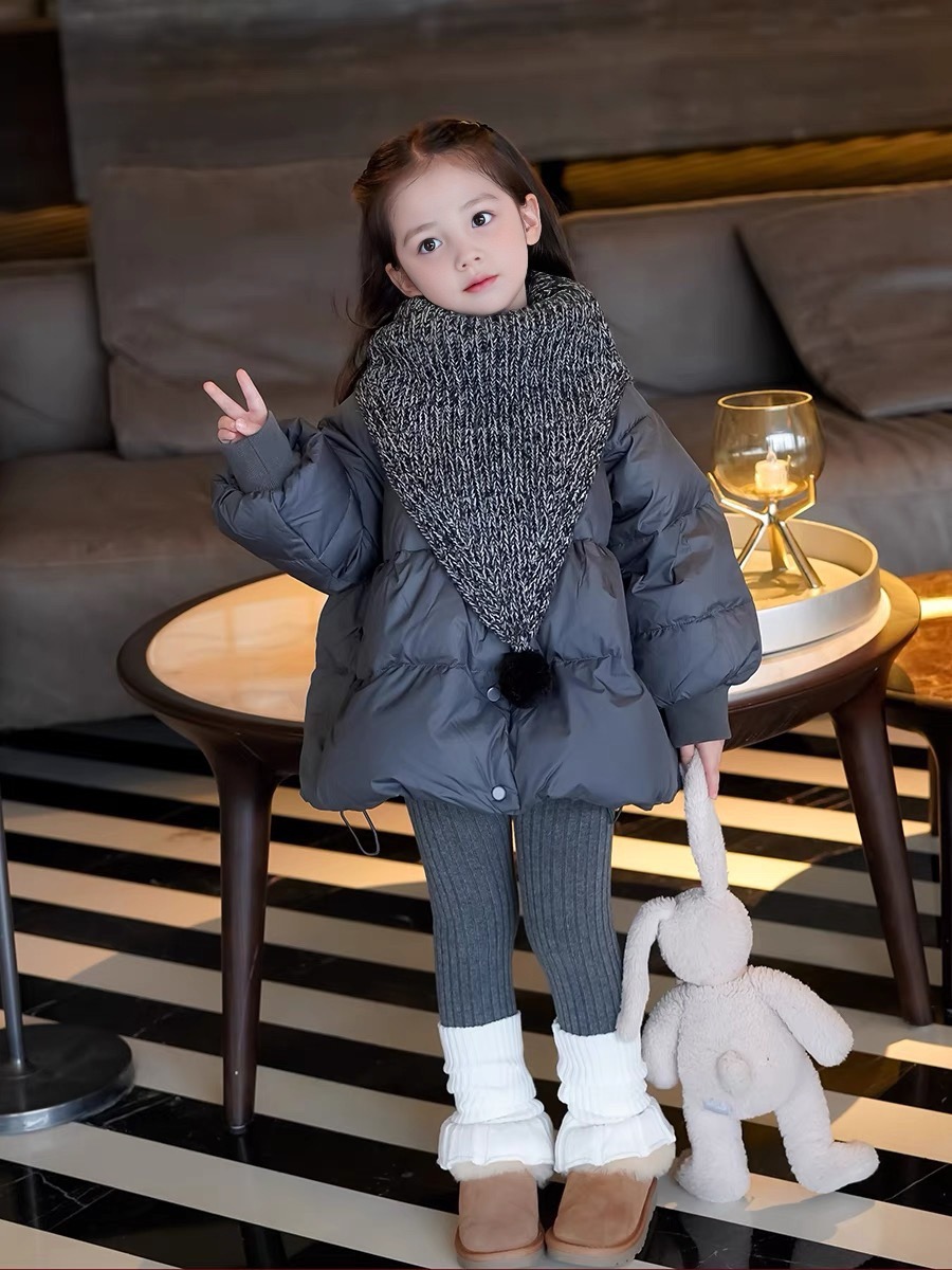 空空子.Studio【花苞蓬蓬】女童冬甜美风中长款面包服棉衣球球围脖