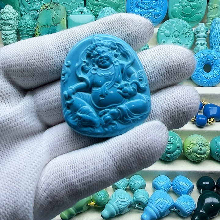 凌***↑高蓝雕刻件黄财神