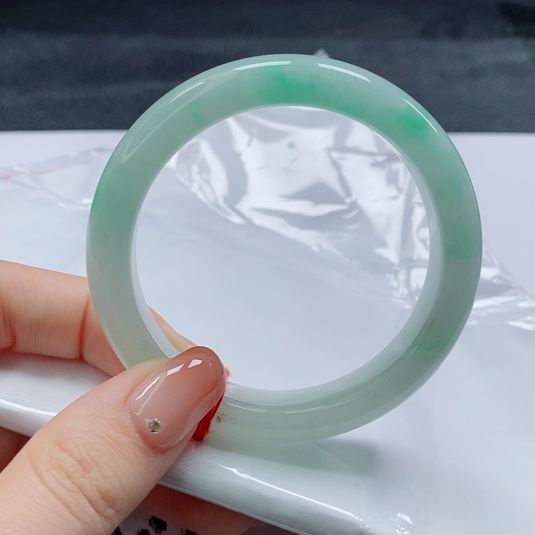 【闪购商品】未镶嵌手镯翡翠416号