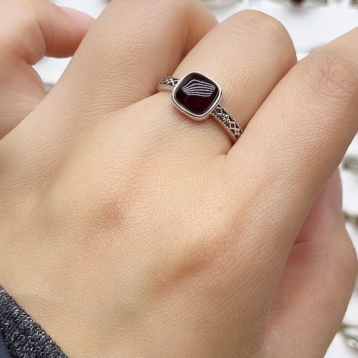 血珀戒指银S925镶嵌天然