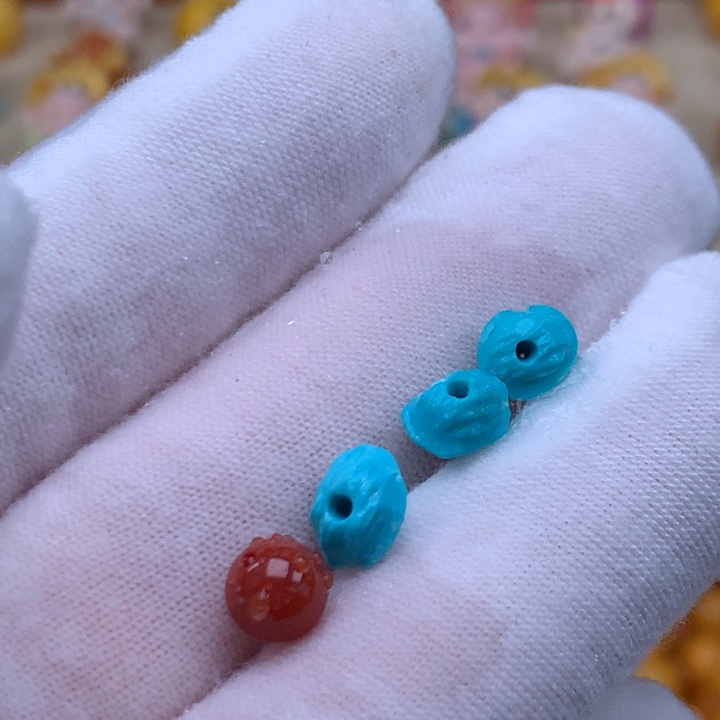 人***物南红玛瑙未镶嵌珠宝奇石