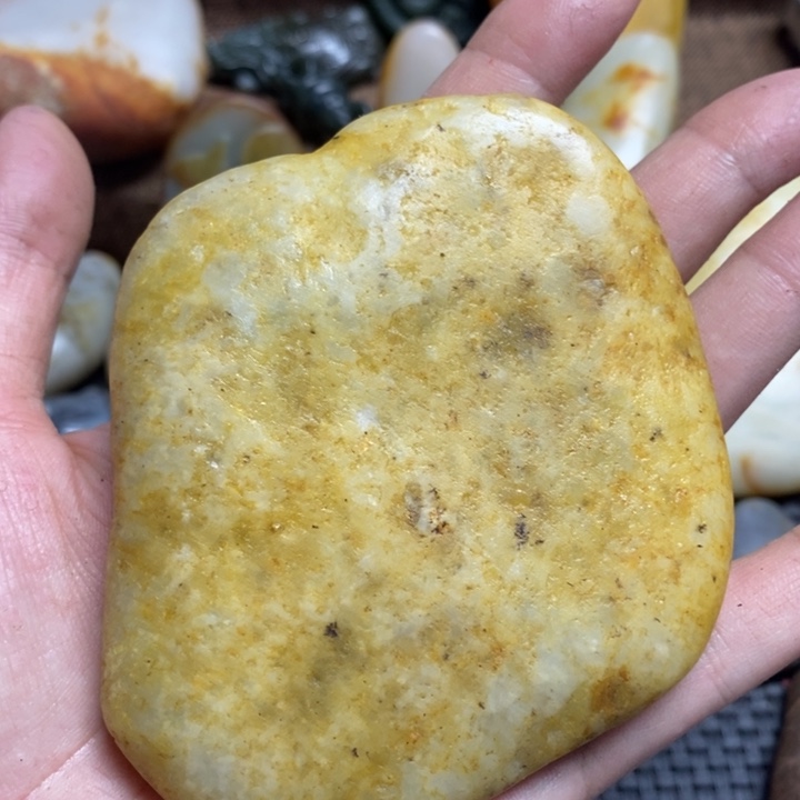 和田玉（糖玉）未镶嵌车挂